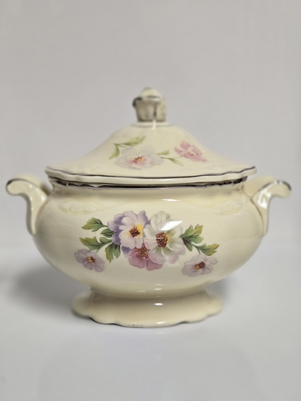 Homer Laughlin Virginia Rose Sugar Bowl